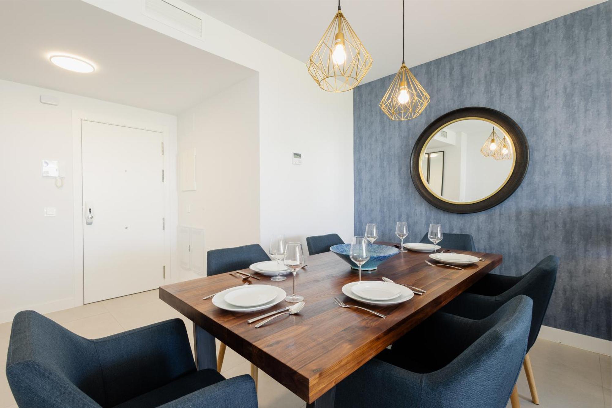 Luxurious 2 Bedroom Apartment Close To The Beach In Estepona Exterior foto
